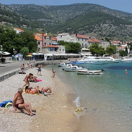 With A Parking Space Bol, Brac - 11568 Apartamento Bol