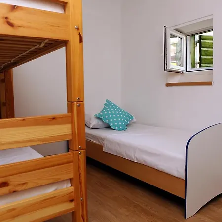 Daire With A Parking Space Bol, Brac - 11568