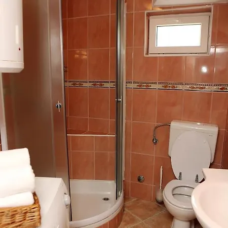 Apartamento With A Parking Space Bol, Brac - 11568 *