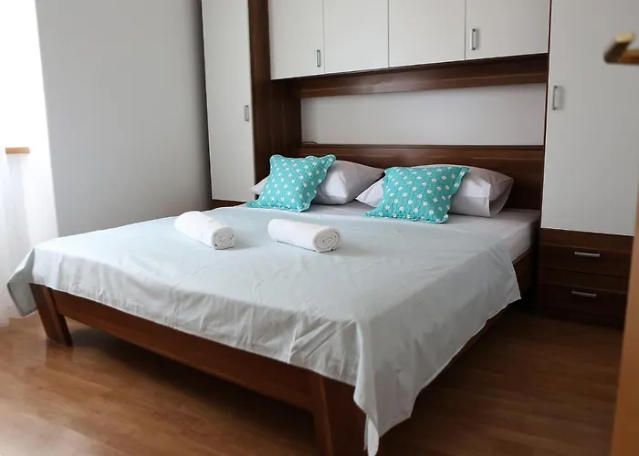 Daire With A Parking Space Bol, Brac - 11568 *